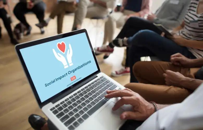 How <b>Custom Software Solutions</b> Can Empower Social Impact ...