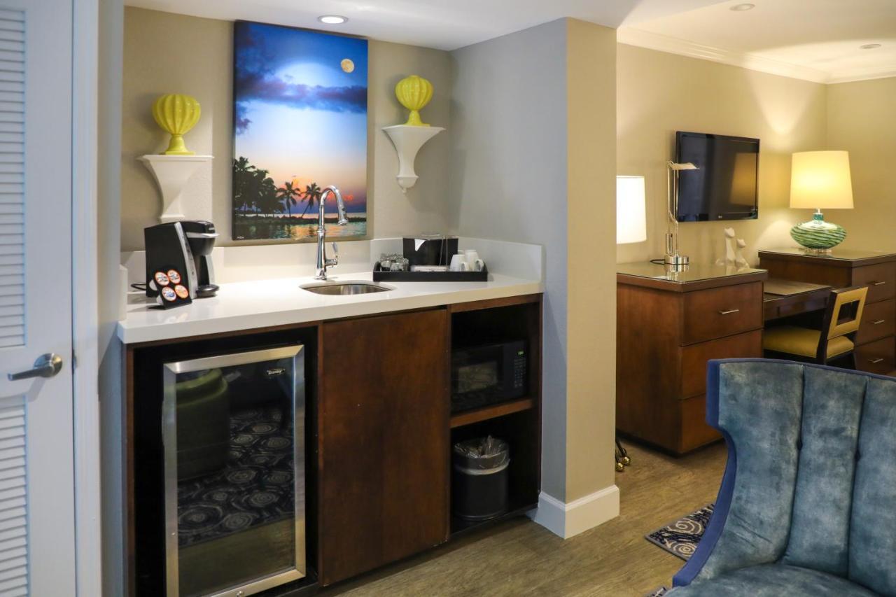 Queen Suite with Two Queen Beds