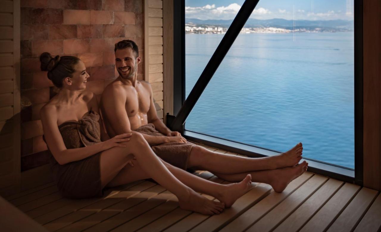 Offerta Speciale Lux Experience - Camera Premium Matrimoniale/Doppia con Letti Singoli con Vista Mare