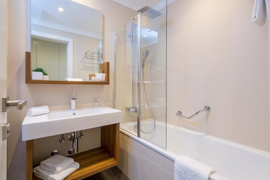 Deluxe Double or Twin Room Spa Access,685530891:JPEG