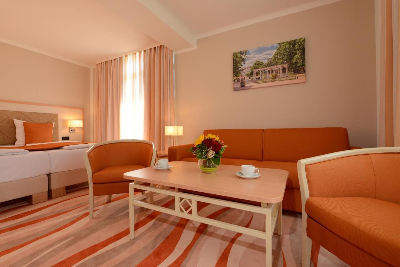 Junior Suite,1235212049:JPEG