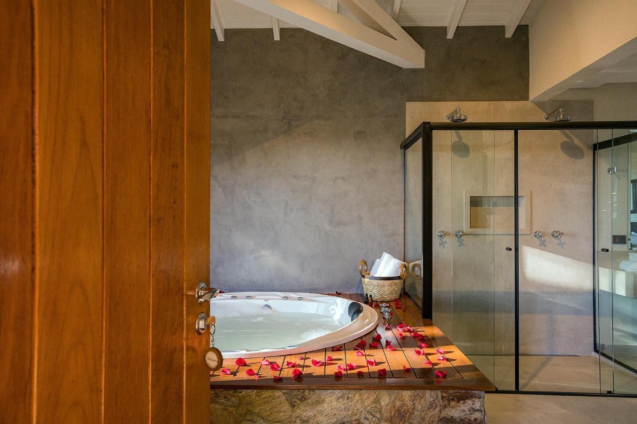 Chalé Superior com Vista e Banheira de Hidromassagem