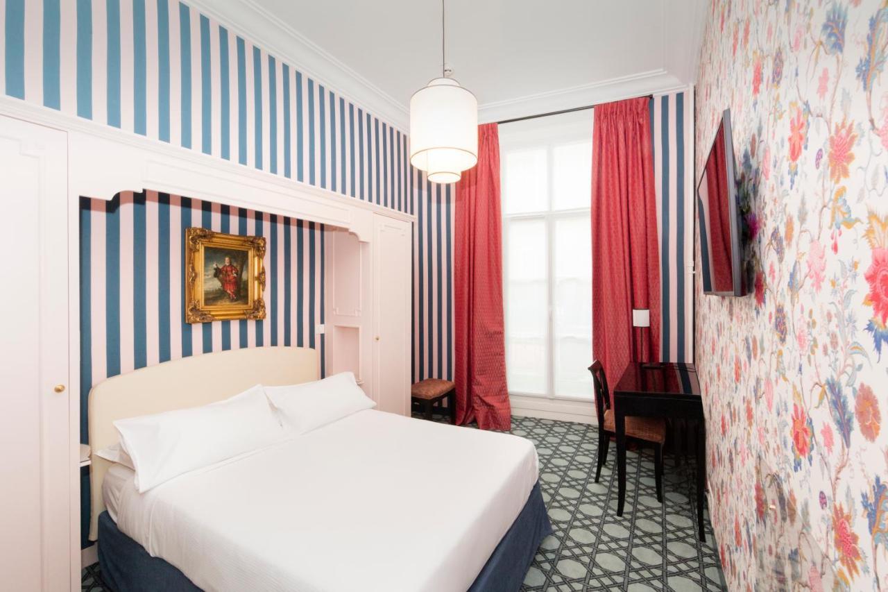 2 Adjacent Rooms,1273947916:JPEG