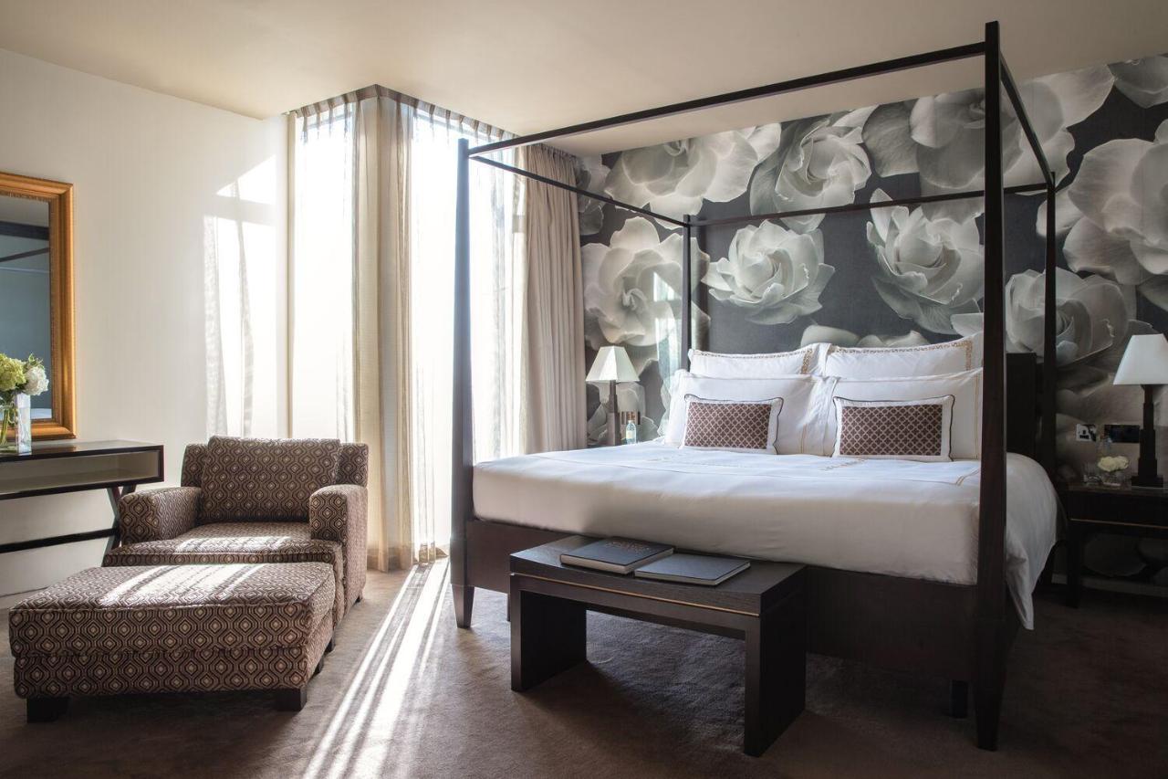 Presidential Suite met panoramisch uitzicht op de skyline, luchthaventransfers, directe verbinding met het Museum of The Future, gratis ontbijt, afternoon tea van topkwaliteit, drankjes in de avonduren, lichte versnaperingen en hapjes
