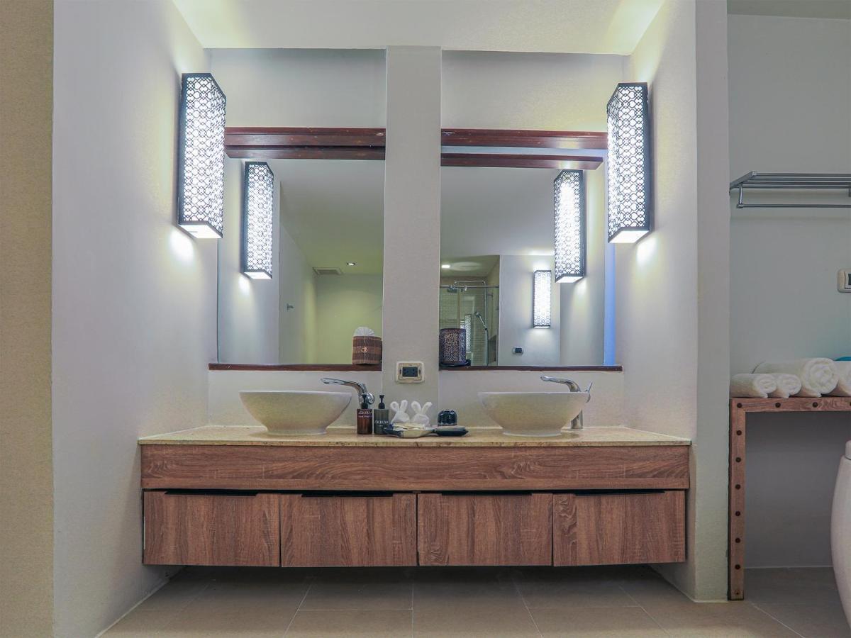 Deluxe Pool View Double Room,1157065524:JPEG