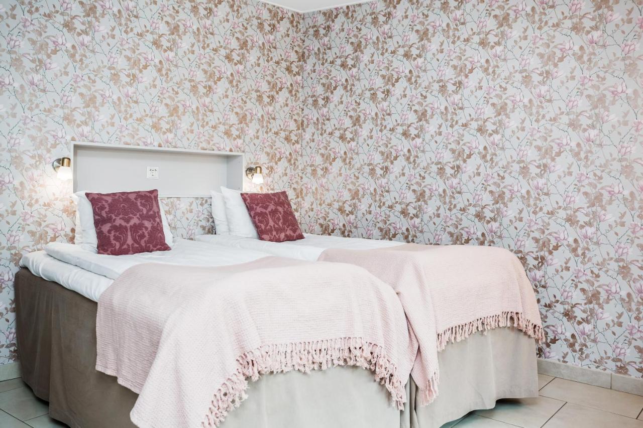 Tweepersoonskamer met 2 Aparte Bedden