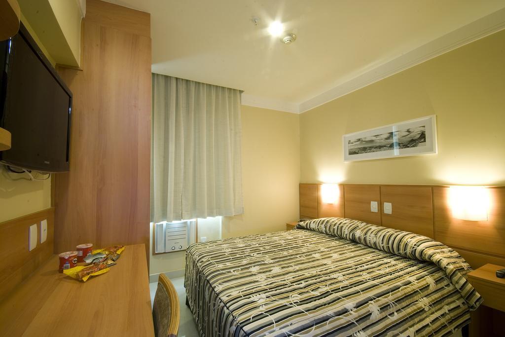 Deluxe Room,120519507:JPEG