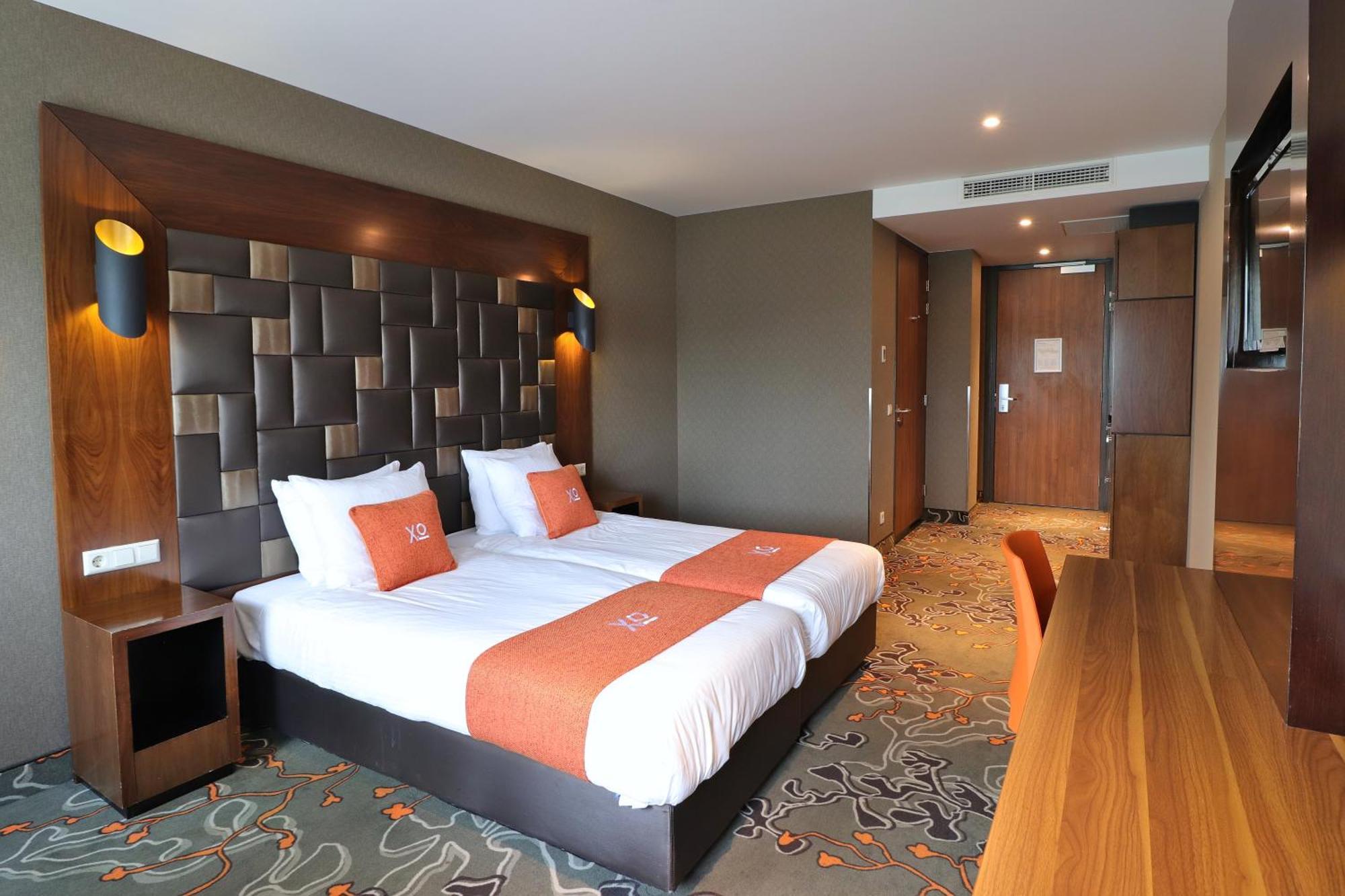 Grote Comfort Tweepersoonskamer met 2 Aparte Bedden