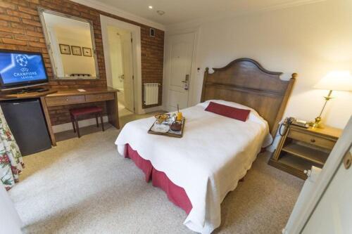 Single Room,1212614773:JPEG