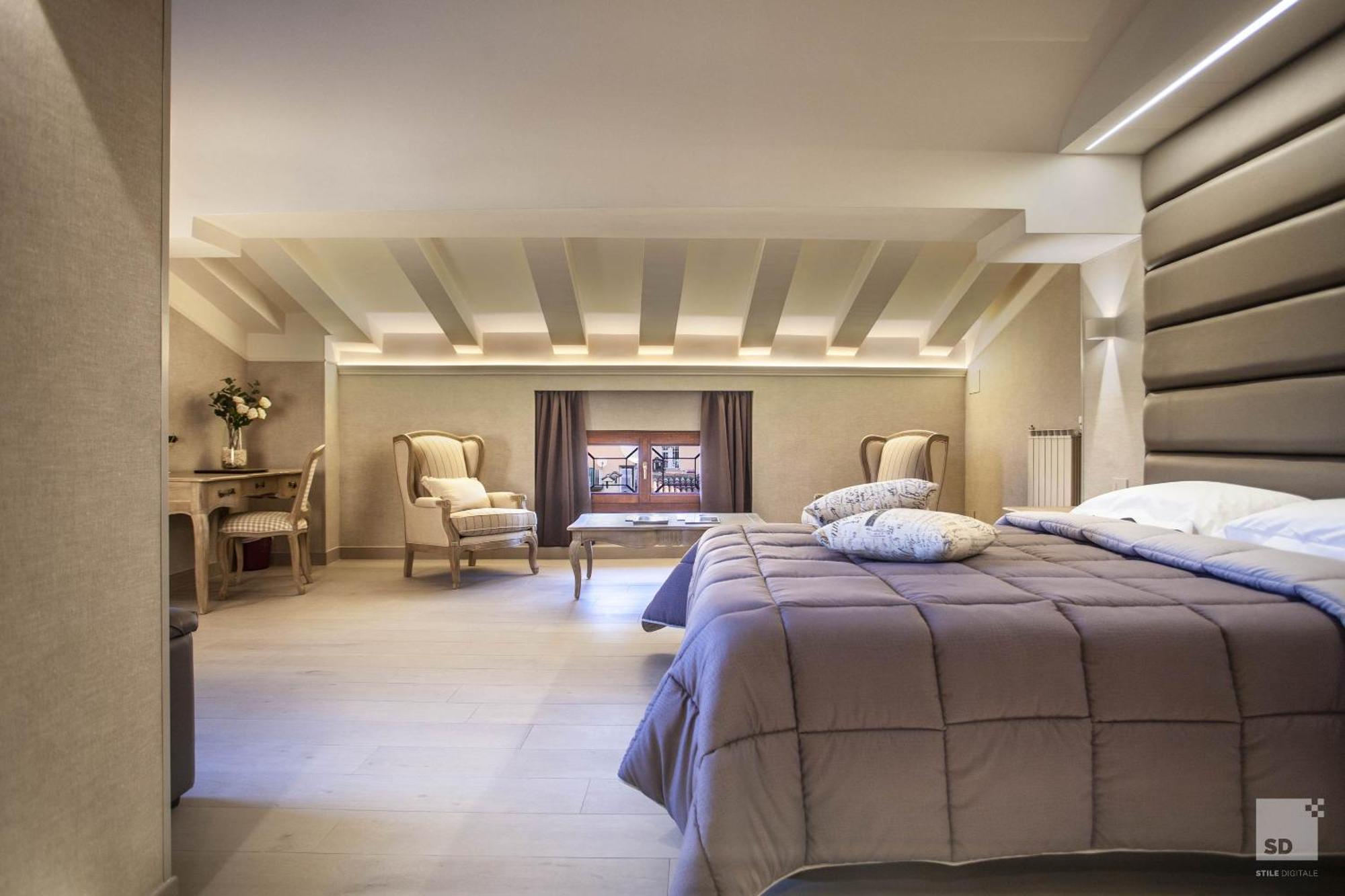 Deluxe Double or Twin Room