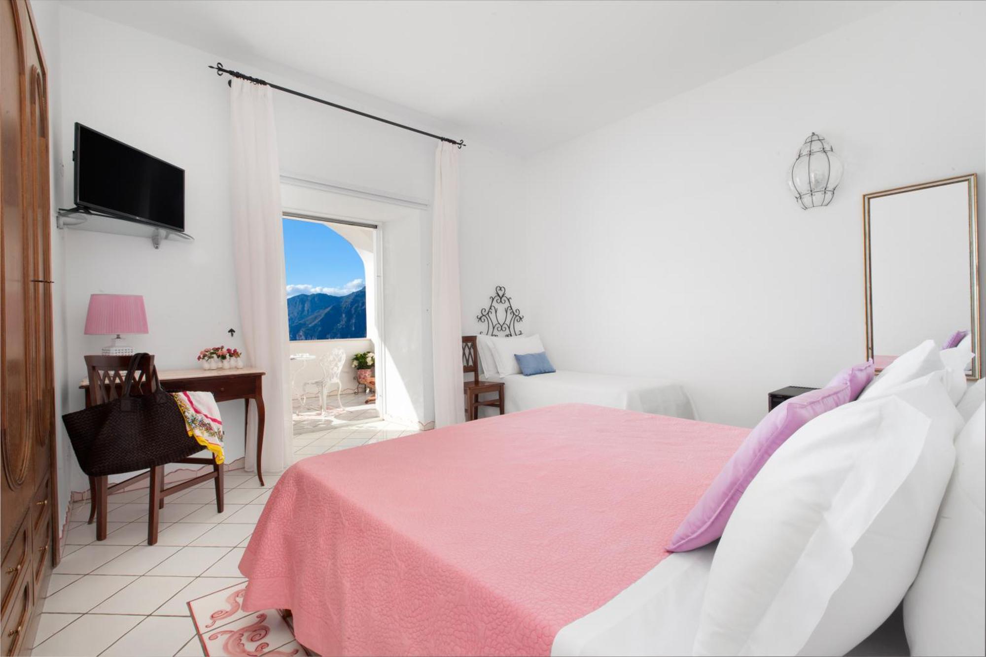 Triple Room Sea View