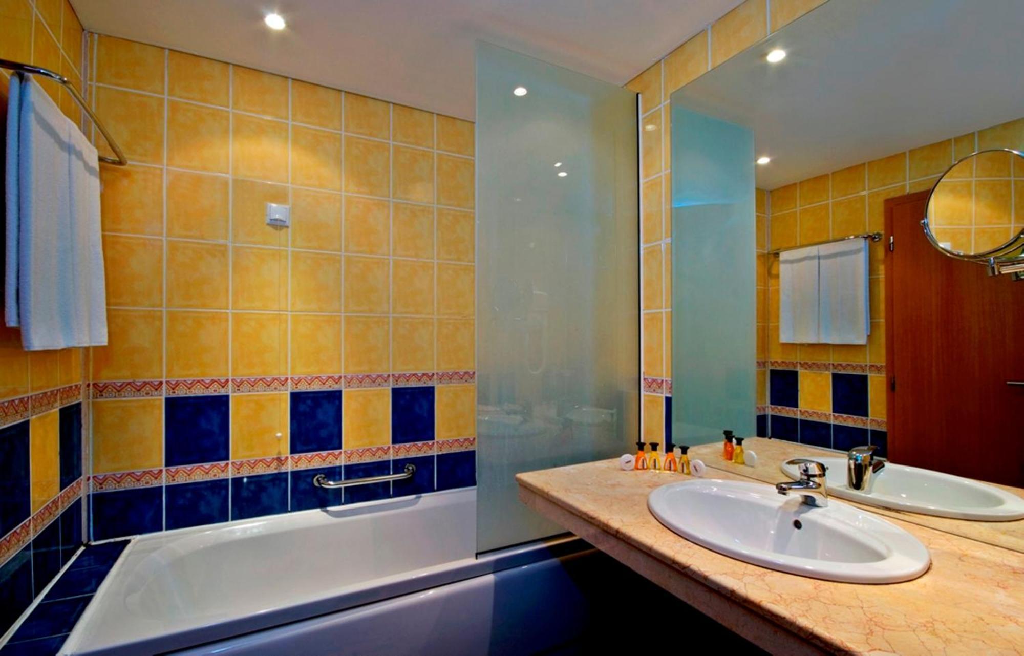 Standard Room with Sea View