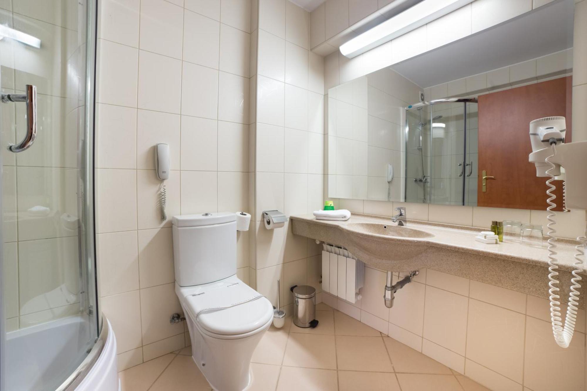 Suite with SPA access and Free Parking