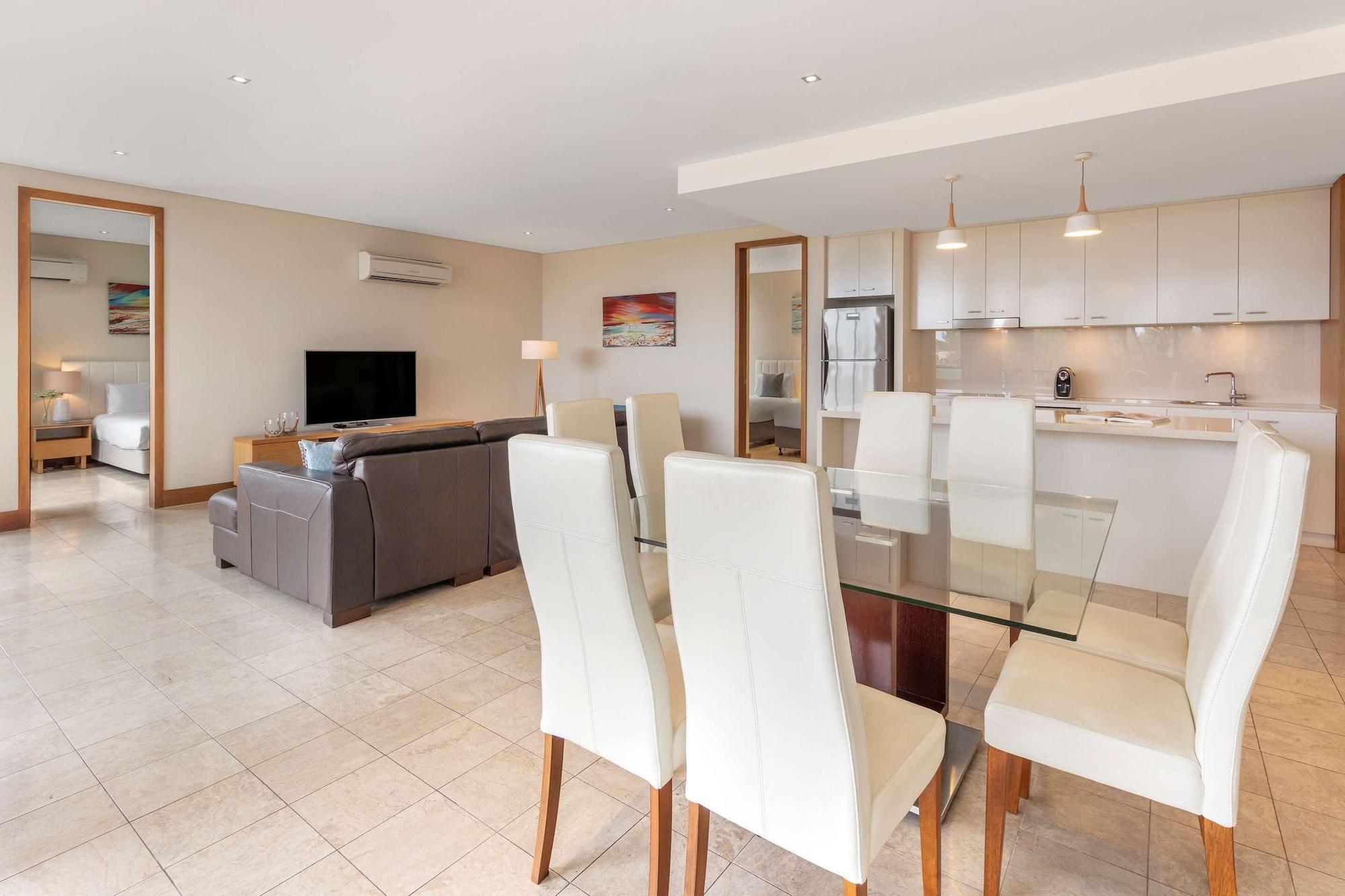 Executive Two-Bedroom Apartment,1746870318:JPEG