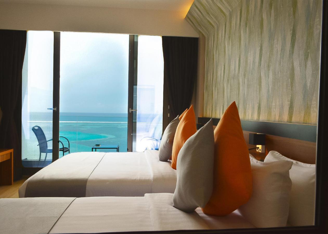 Deluxe Triple Room with Sea View