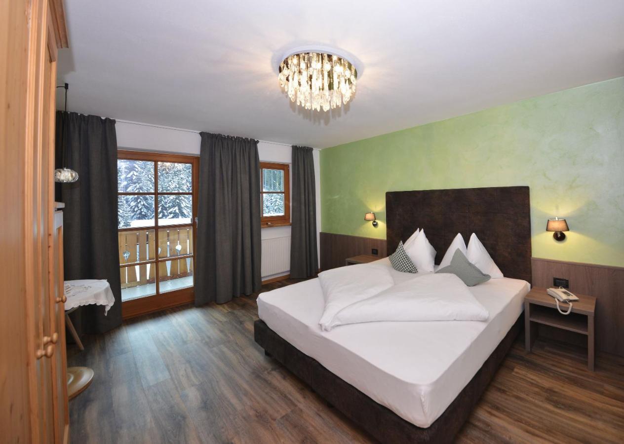 Classic Double Room Balcony
