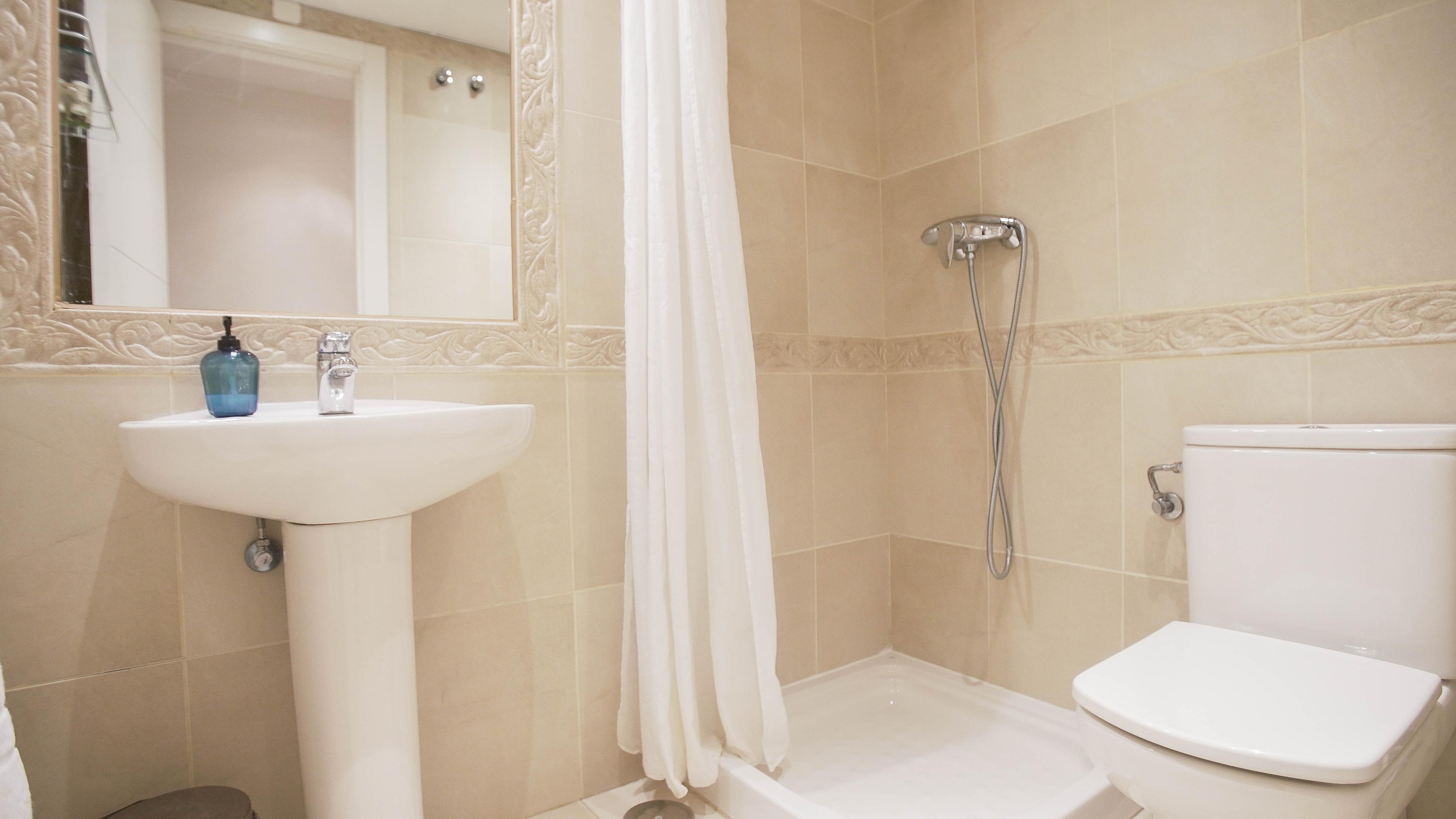 Appartamento con 2 Camere da Letto