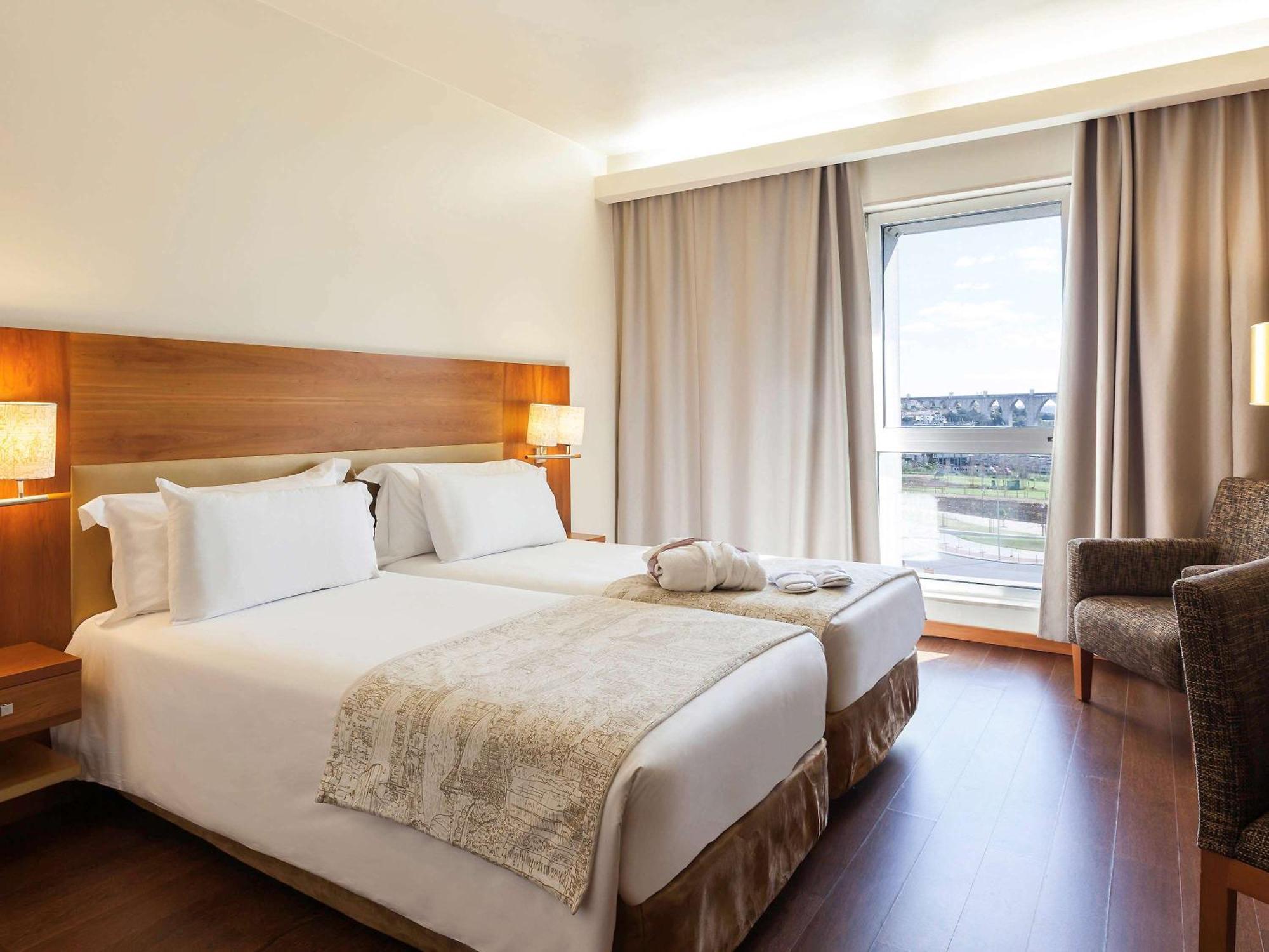 Quarto Superior com 2 Camas de Solteiro