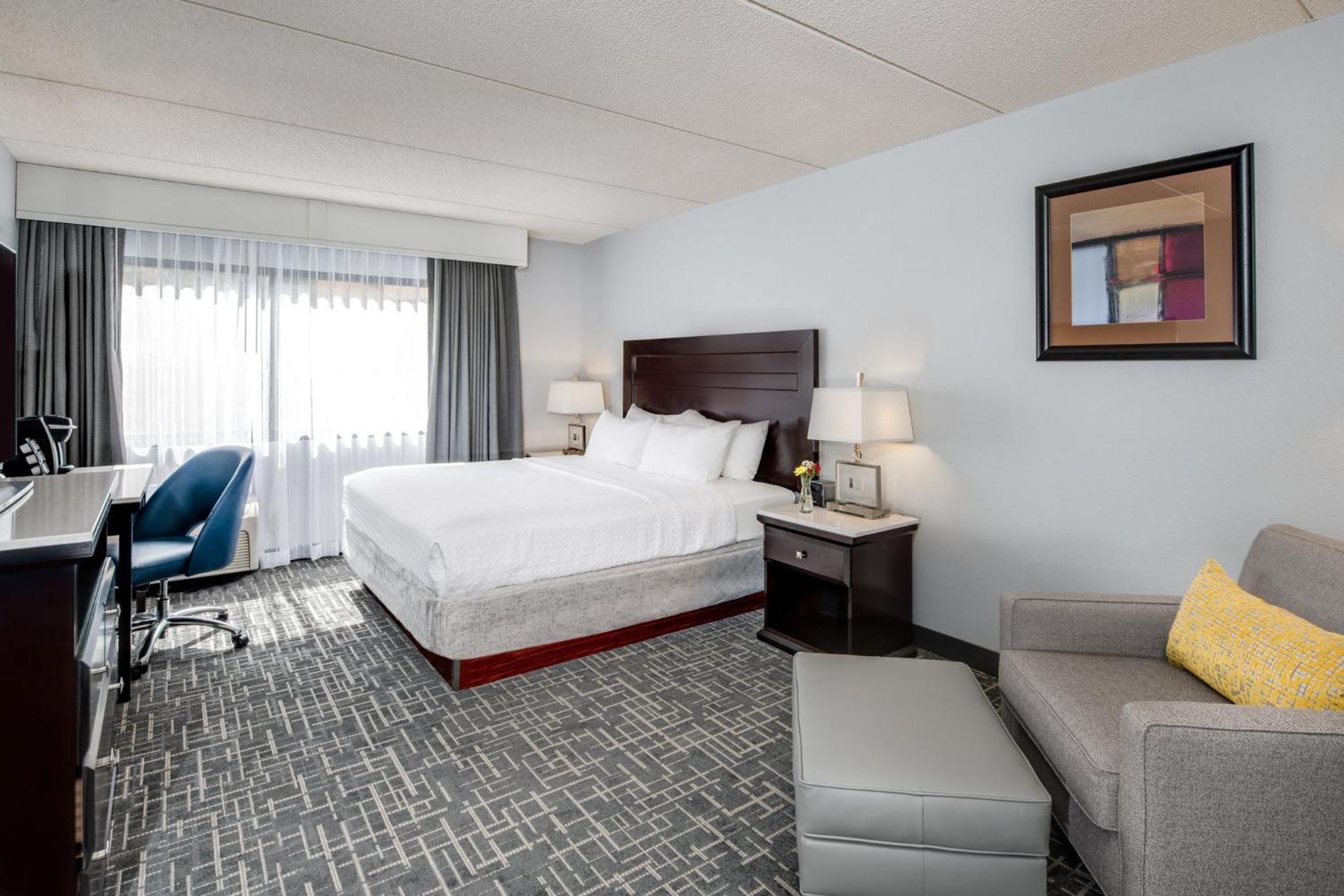 Standard King Room