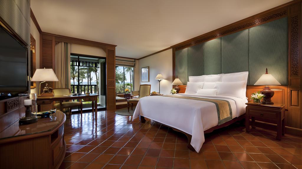 Deluxe Double Room Partial Sea View Garden View