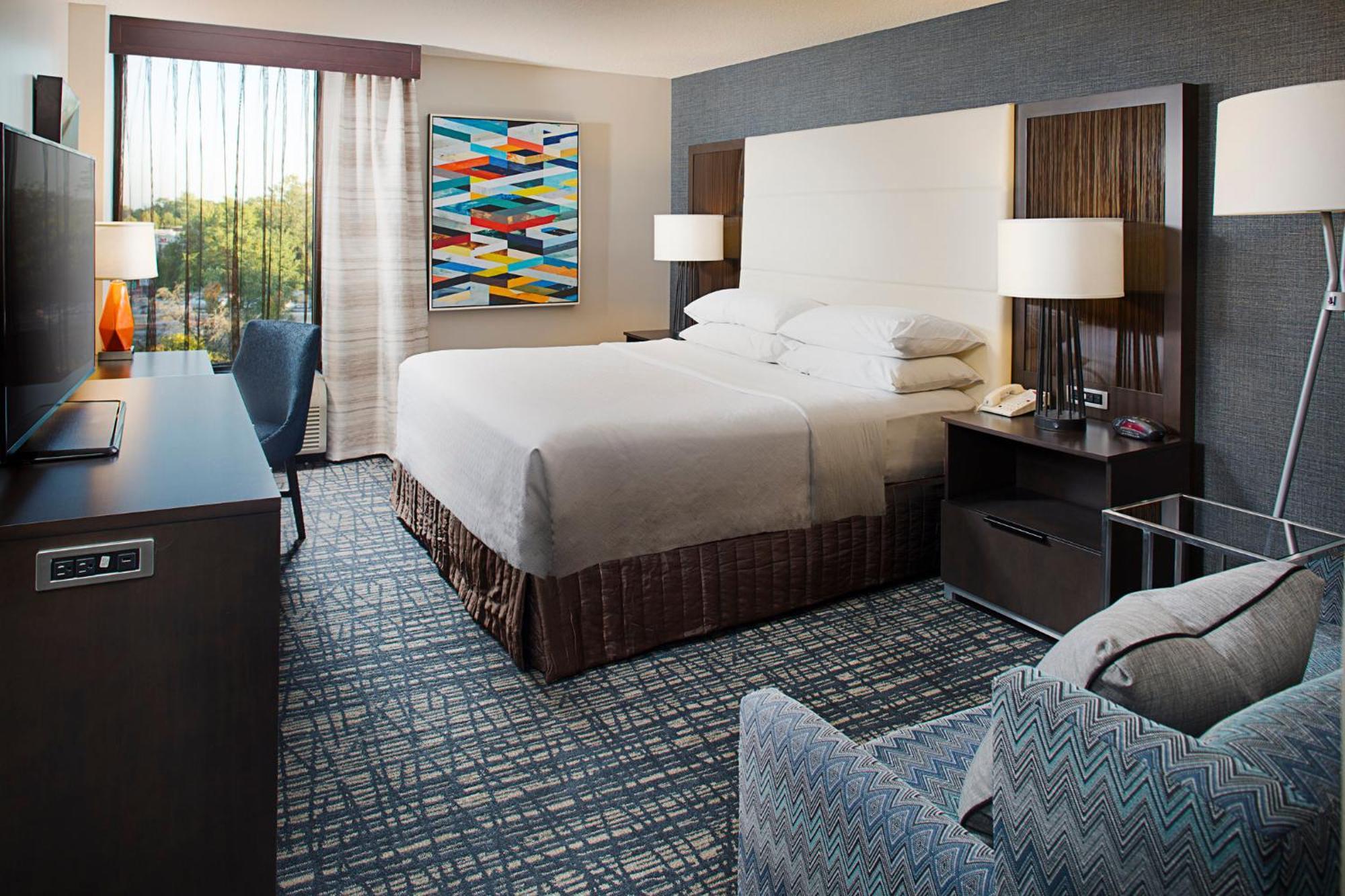 Standard King Room