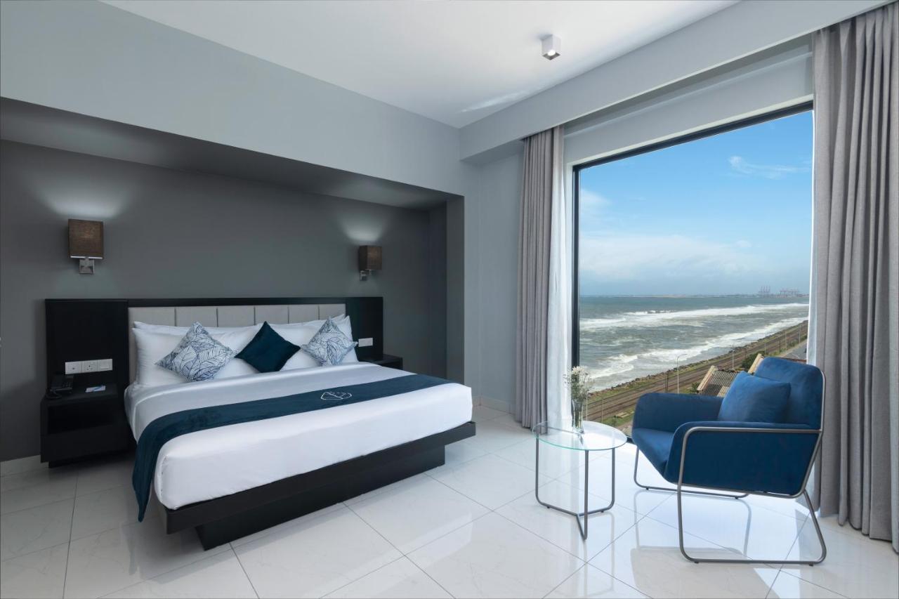 Inter-connected Family Room