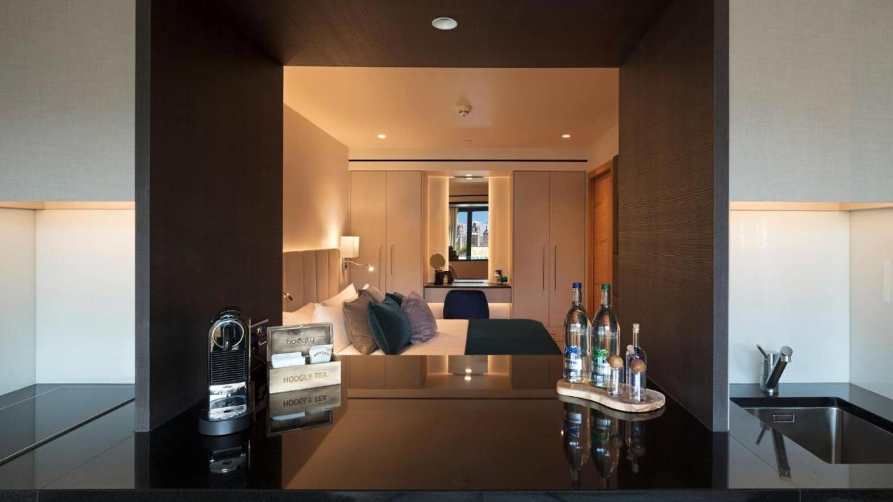 Executive Suite with Kitchen