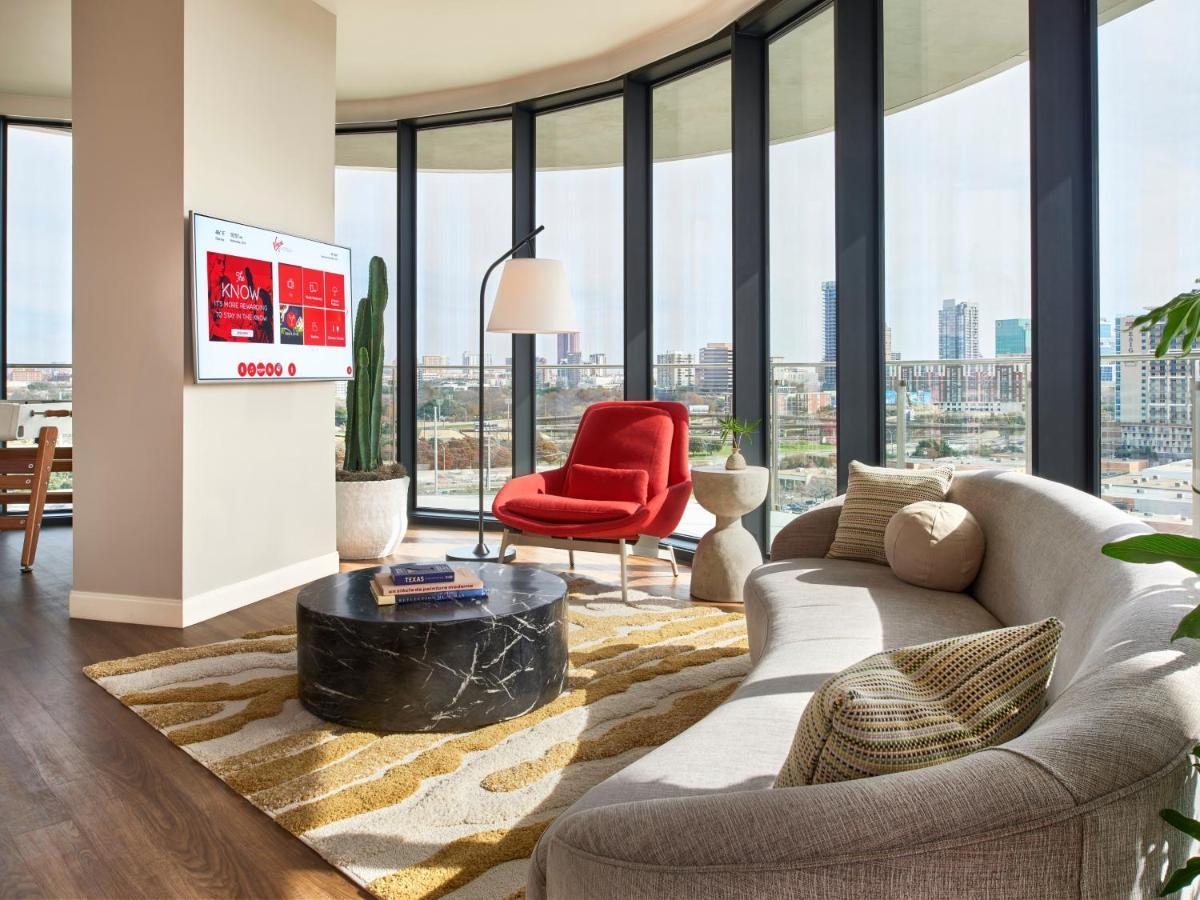 Grand Suite mit Kingsize-Bett und Balkon