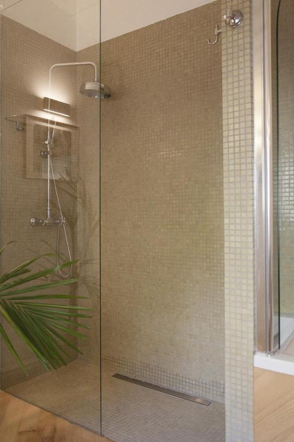 Queen Room Spa Bath