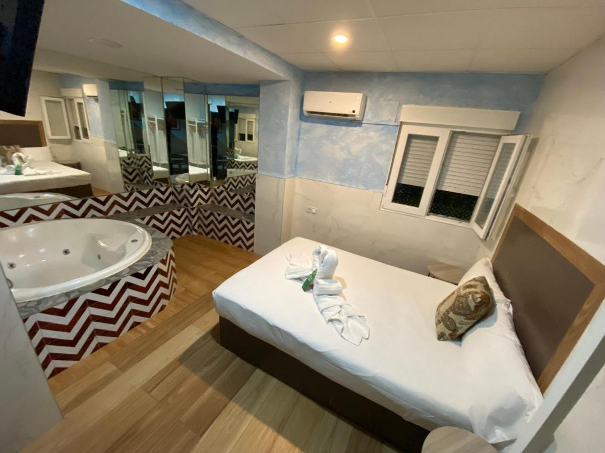 Double Room with Spa Bath