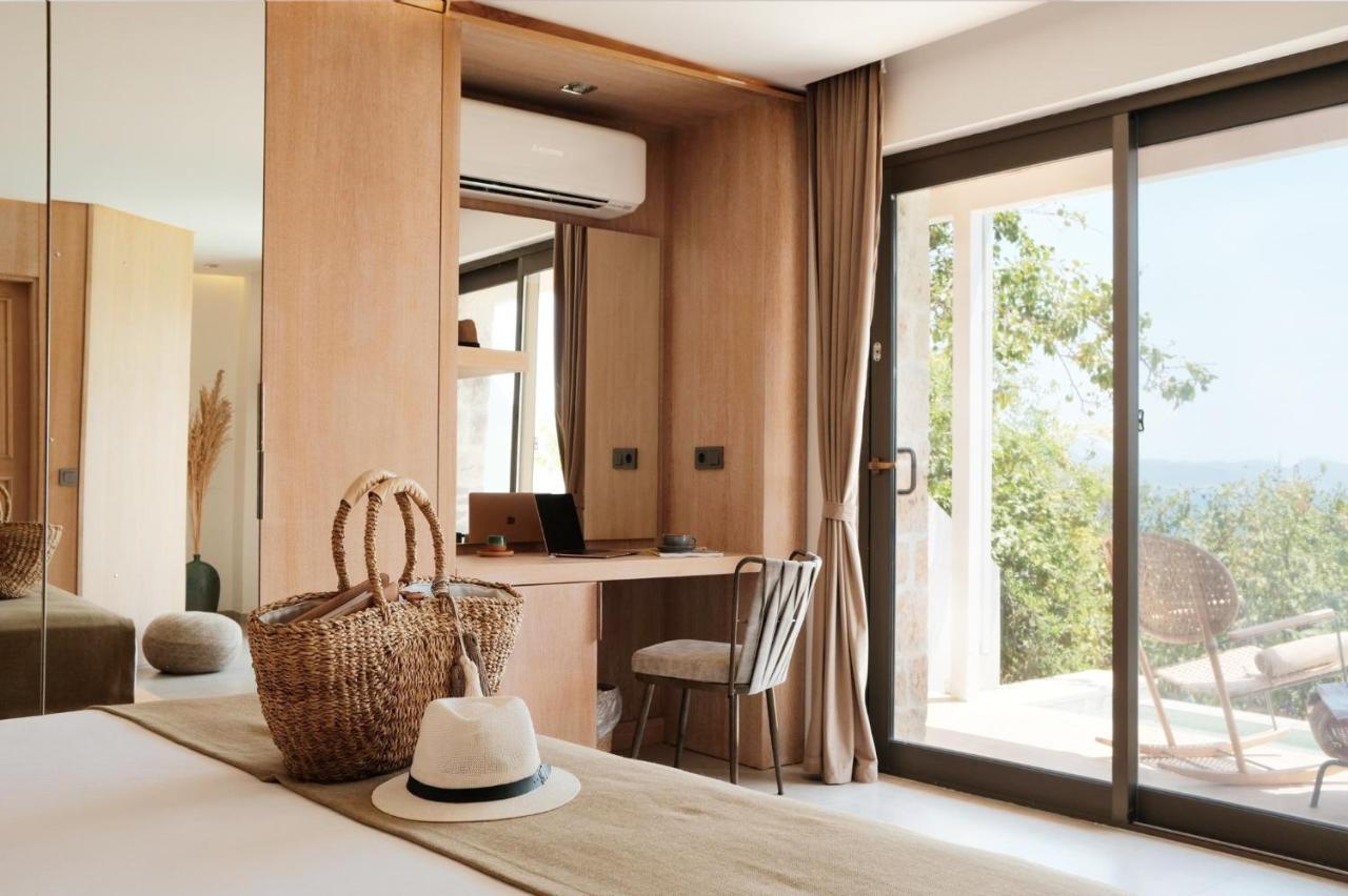 Junıor Aqua suite - Private pool
