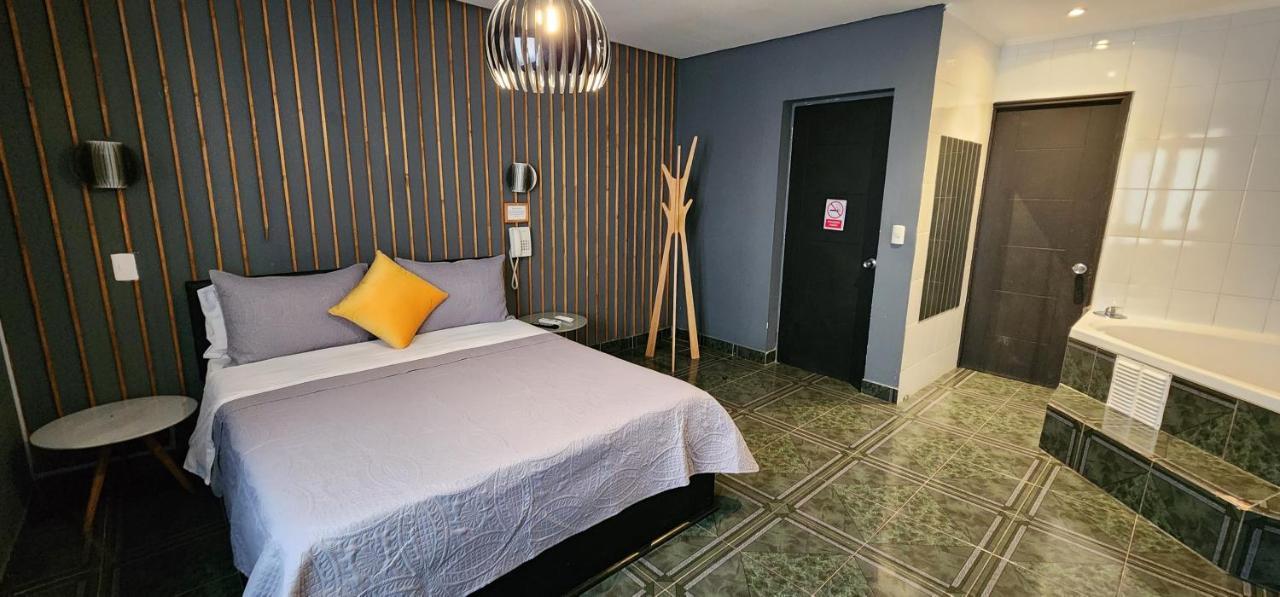 Double Room Spa Bath