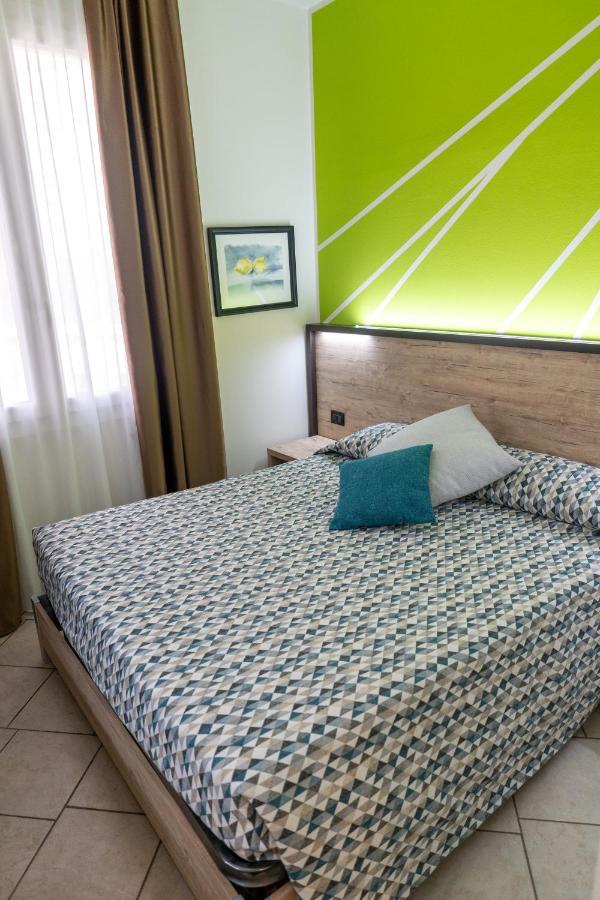Double Room,1329061994:JPEG