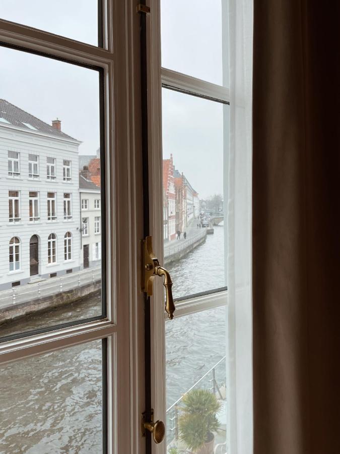 Deluxe Double Room with Canal View