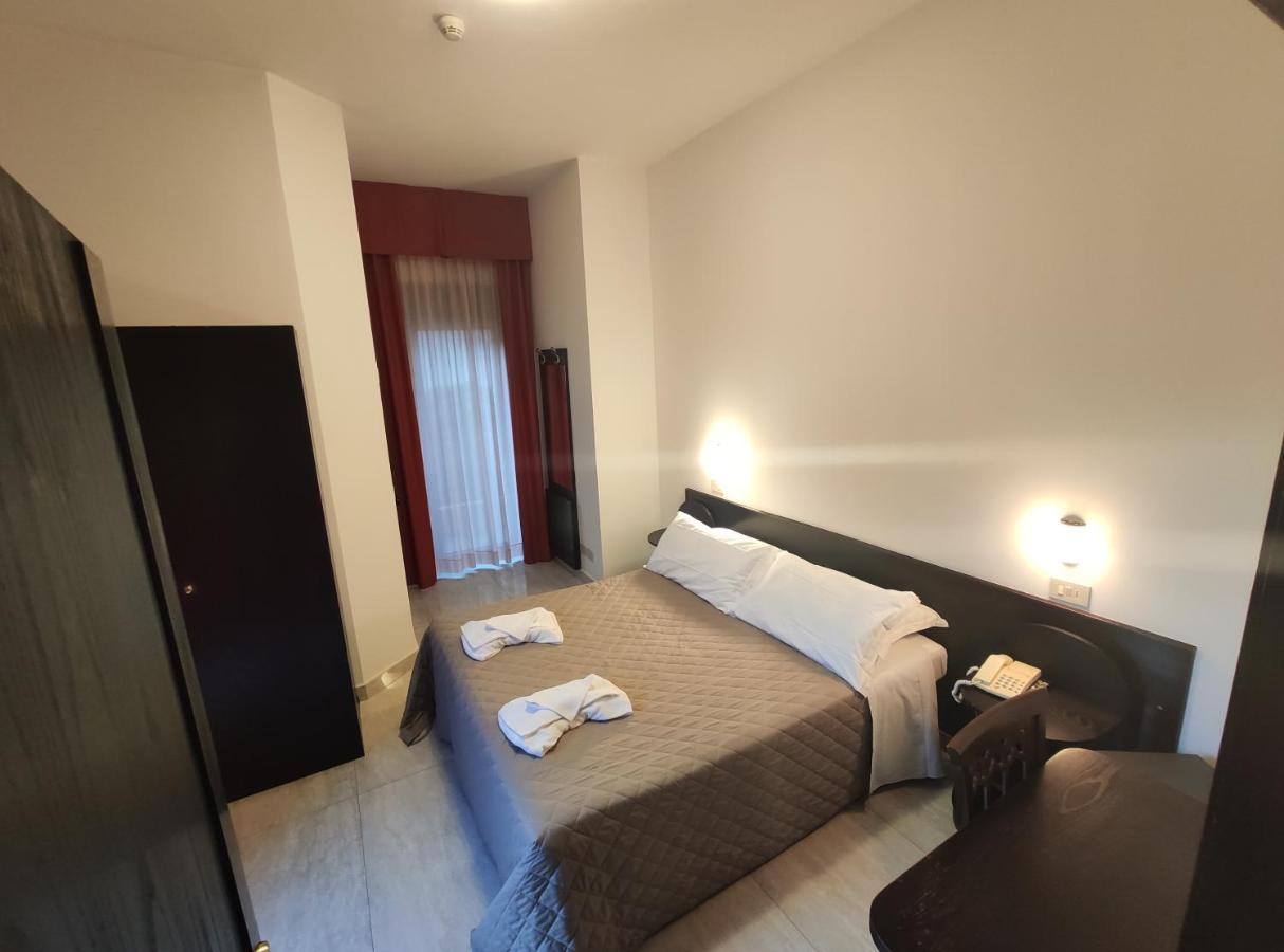Quarto Quádruplo Standard