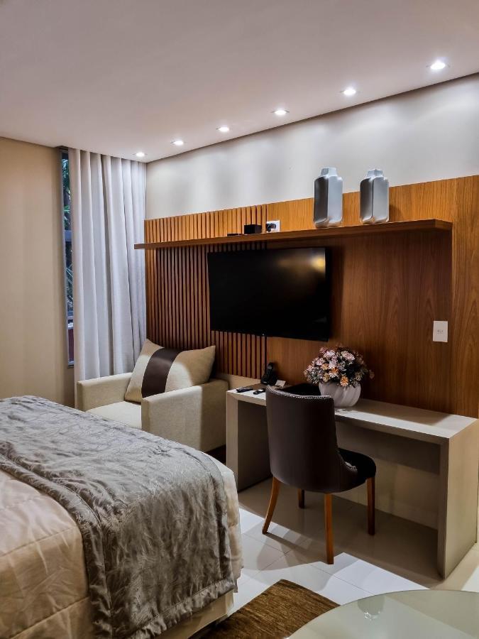 Deluxe Suite Spa Bath