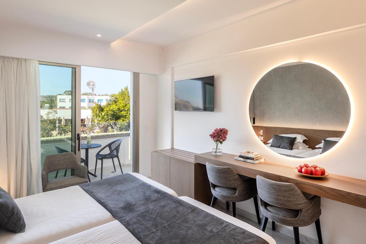 Triple Room,1395905804:JPEG