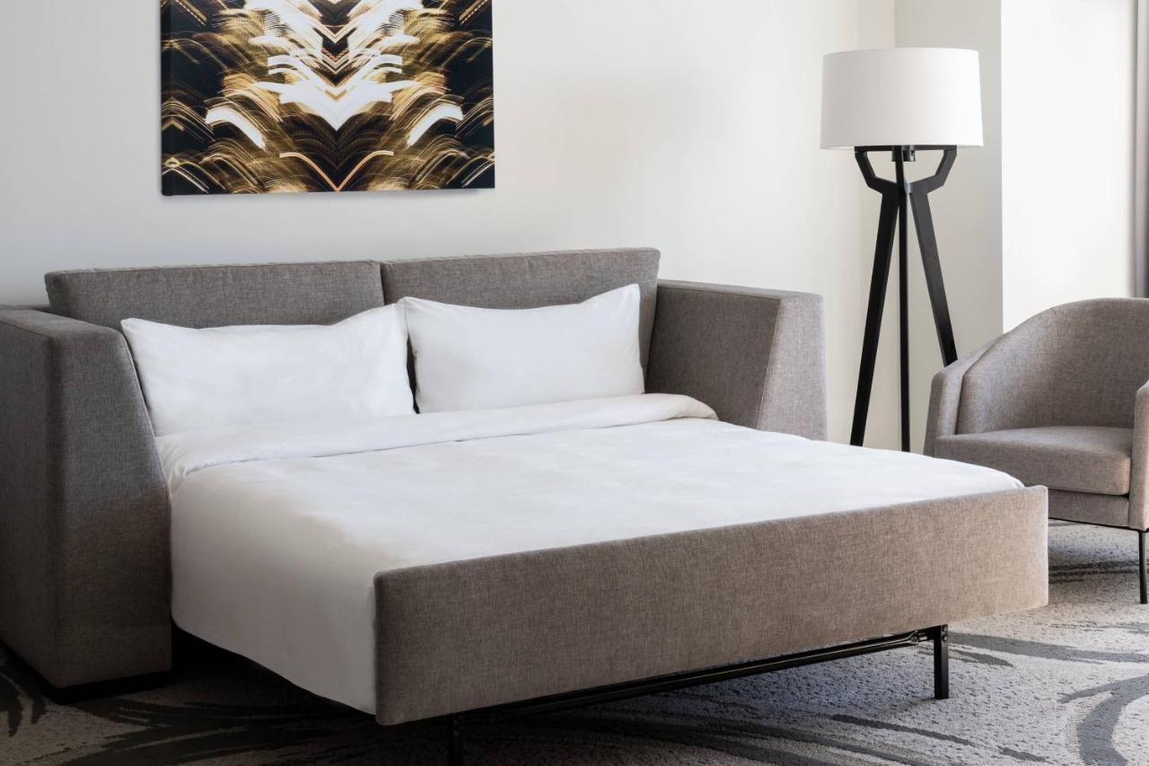 Junior King Suite,1403047982:JPEG