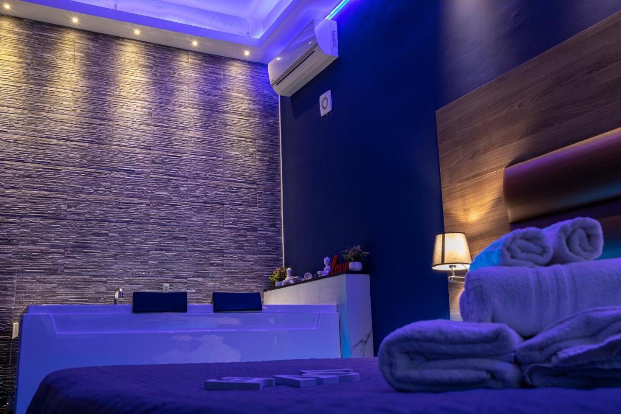 King Room Spa Bath