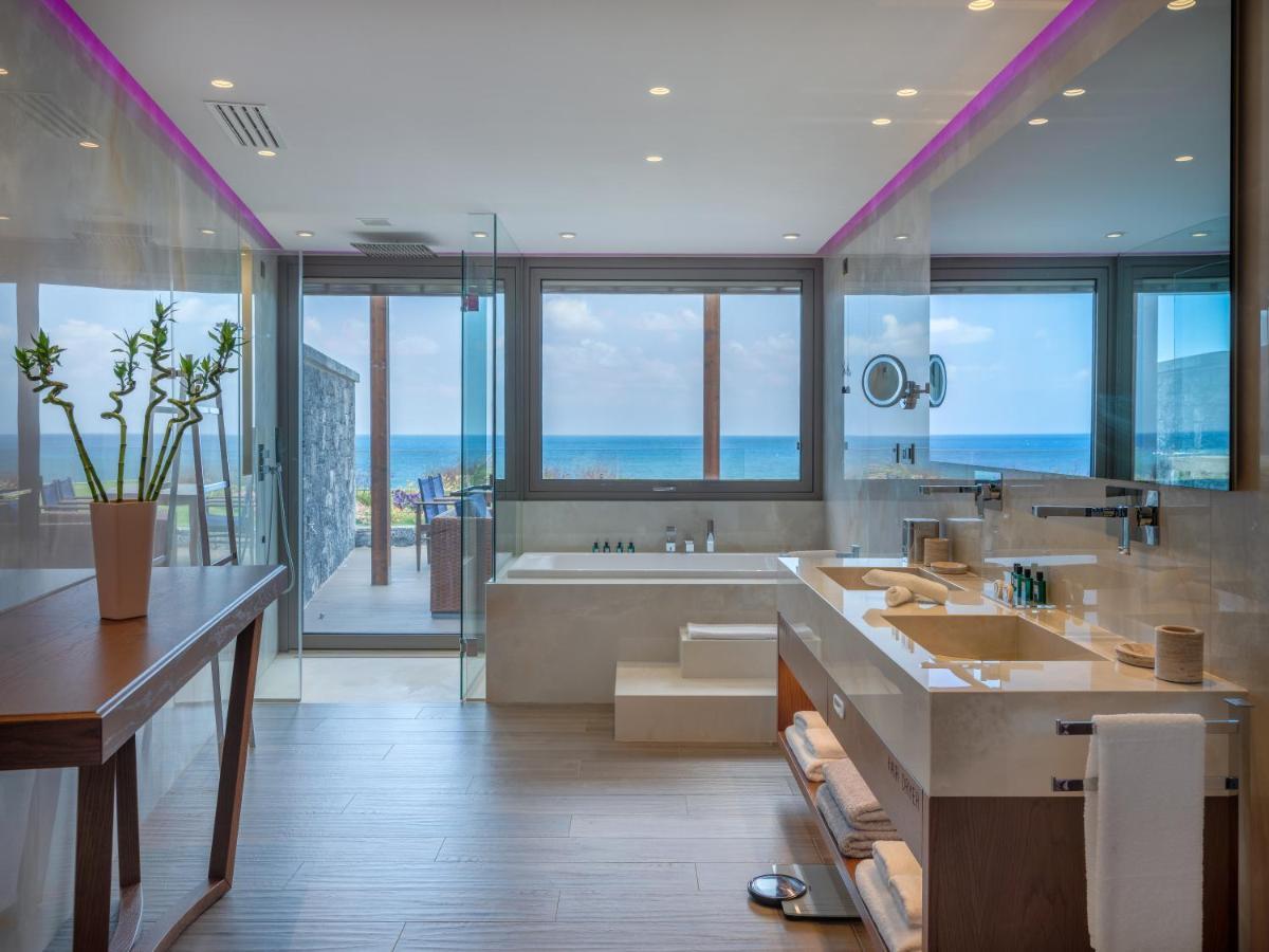 Premium Energy Suite Sea View Private Pool Soul Sauna