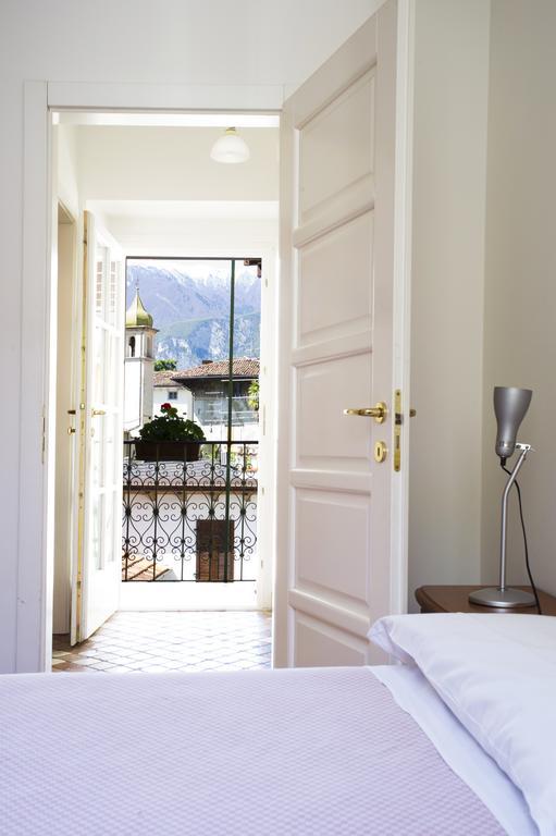 One-Bedroom Apartment,140925762:JPEG