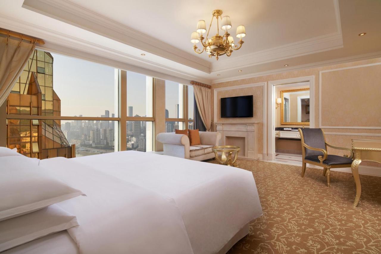 Club Deluxe King Room