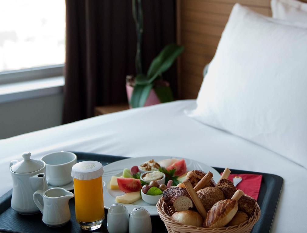 Superior Room with City View,1318985365:JPEG