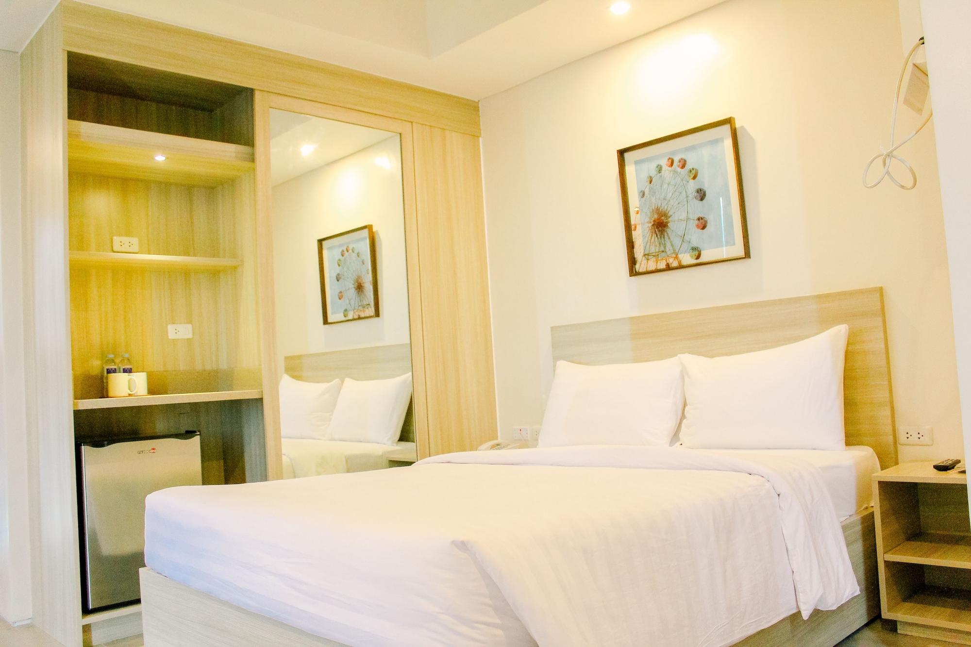 Deluxe Queen or Twin Room,1223162590:JPEG