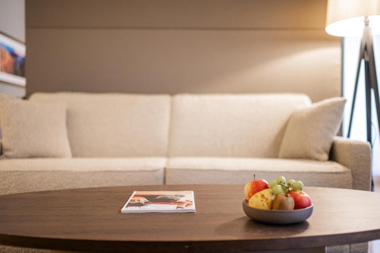 Suite with Balcony,1498512835:JPEG