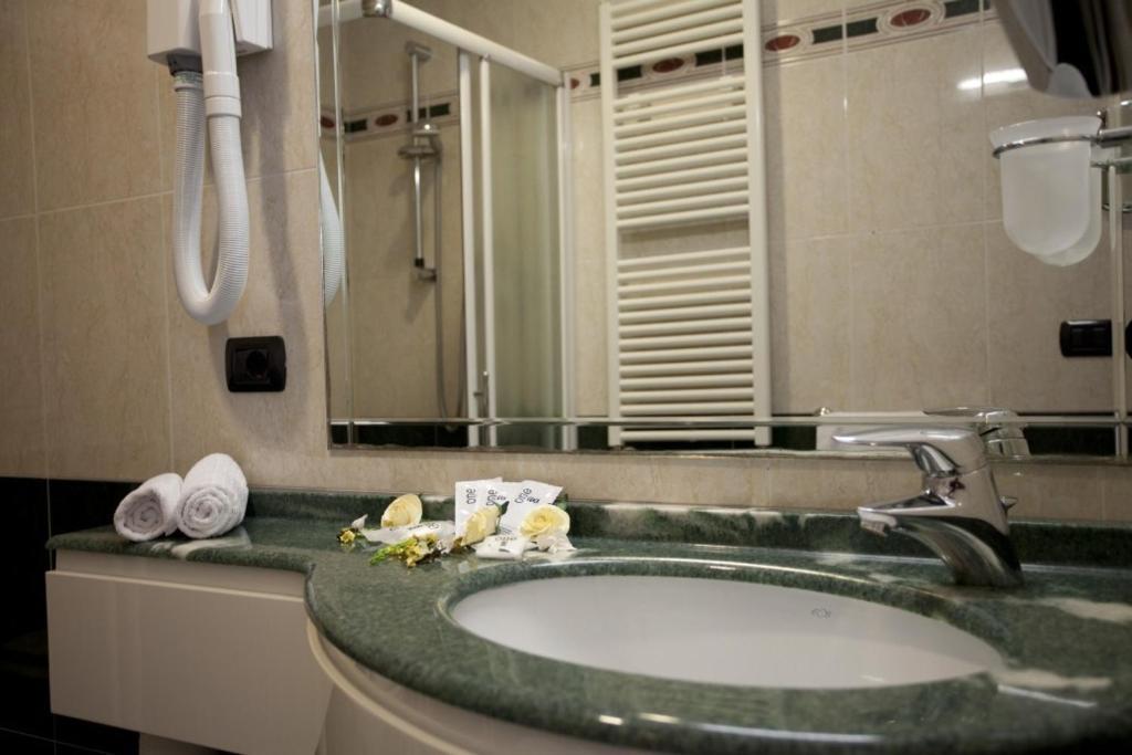 Standard Double or Twin Room Balcony