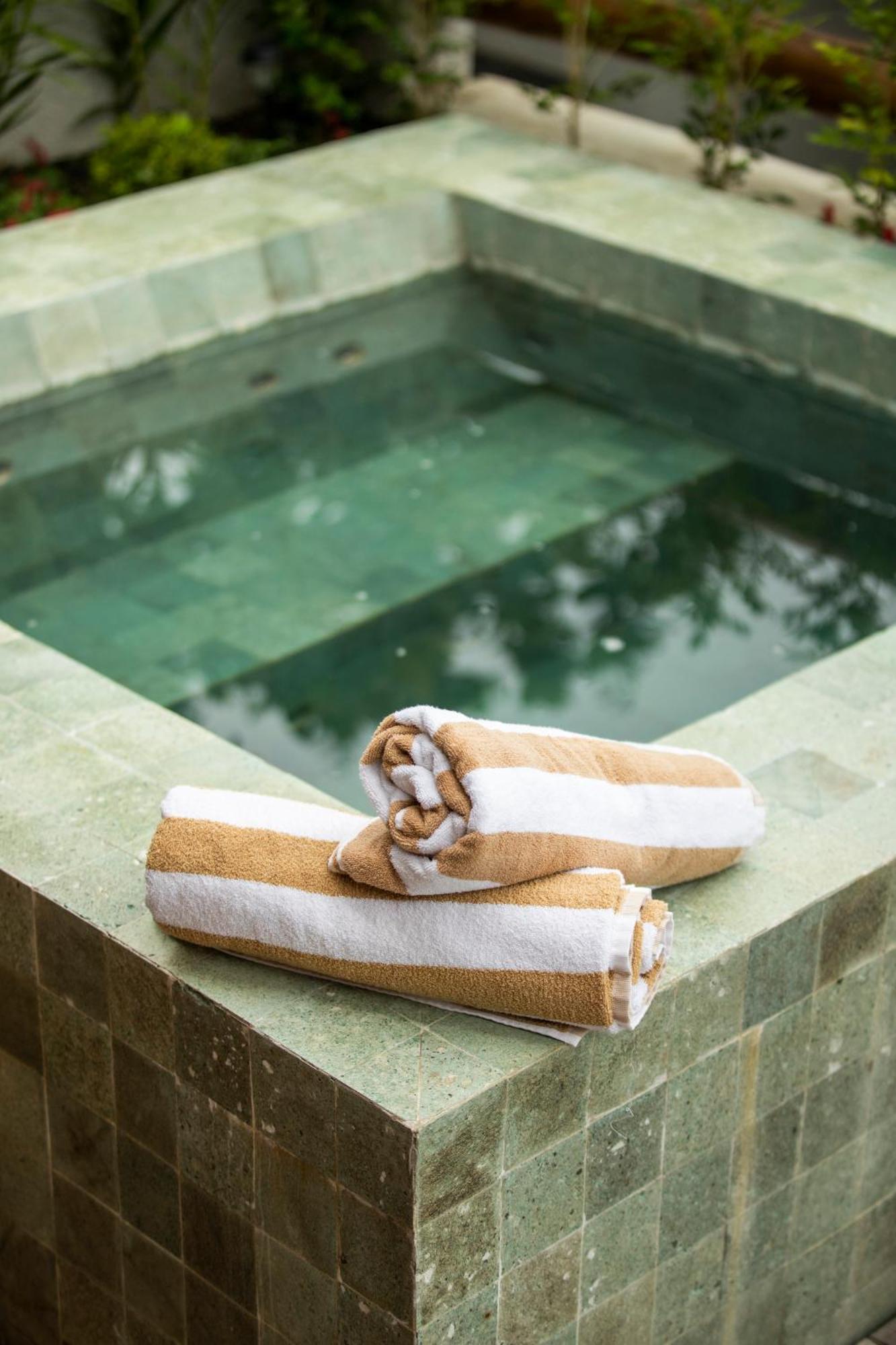 Suíte Deluxe com Banheira de Hidromassagem