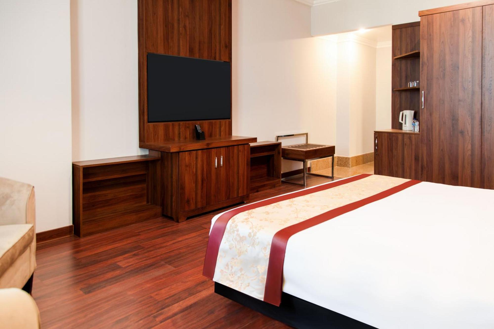 Quarto Deluxe com Cama King-size