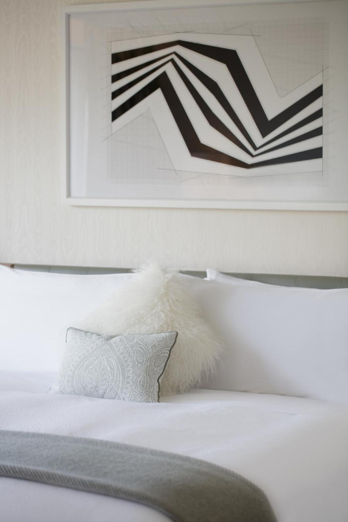 Junior Suite with King Bed,1697808443:JPEG