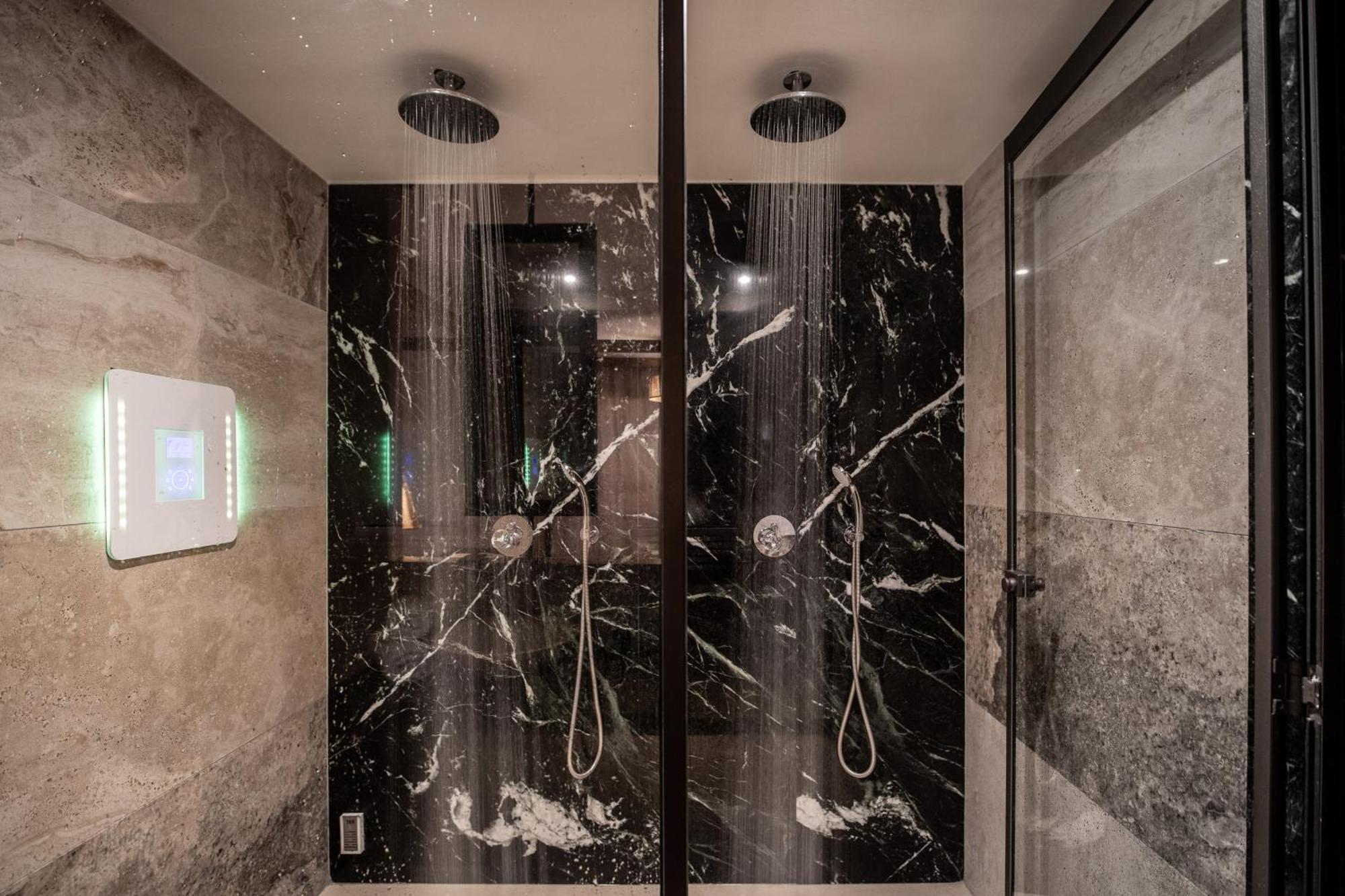 Premium Kamer met Stoombad en Uitzicht op het Zwembad